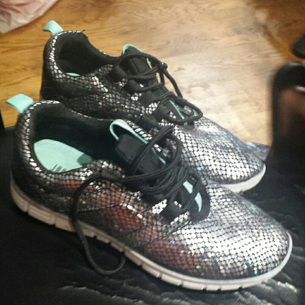 Brand new Justice tennis shoes